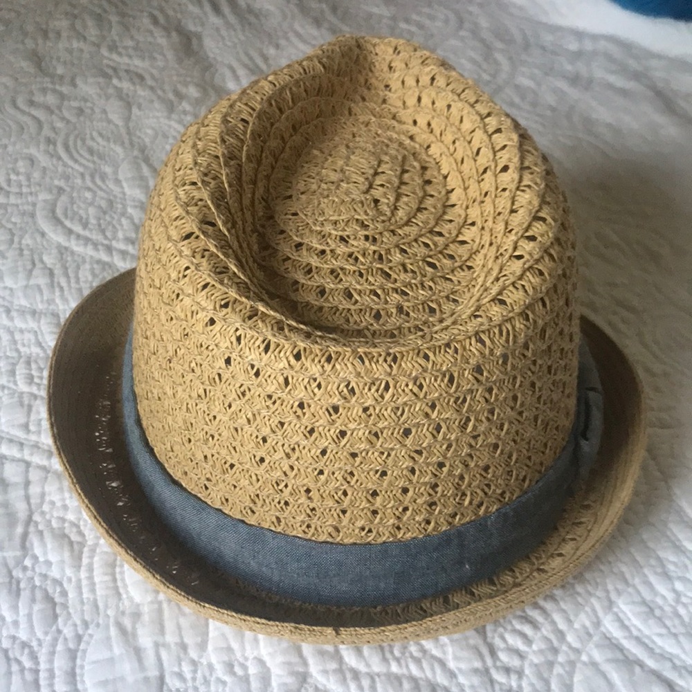 Summer hat - Picture 3 of 3